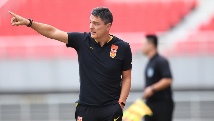 一场3：0把董方卓打服，言论前后矛盾发生大反转，遭球迷网友群嘲