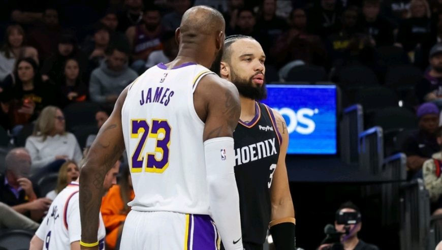 唇语揭秘詹姆斯与狄龙冲突：老詹两次辱骂狄龙，狄龙吐槽老詹假摔