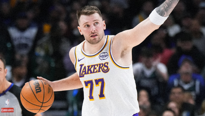 无詹湖人最多领先23分复仇：东里合砍60分 肯纳德1000三分里程碑