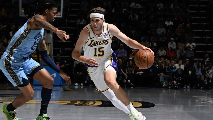 里夫斯21+4集锦：蛇形突破如妖刀 东契奇回归他受影响