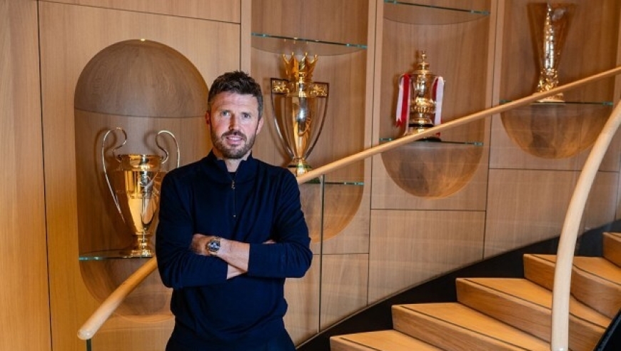 卡里克的四大任务：尽快弃用343阵型 让B费回归熟悉位置哄他开心