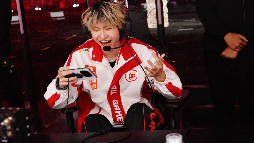 未来10年，KPL是否会有选手可能超越一诺的荣誉？看了一下，难！