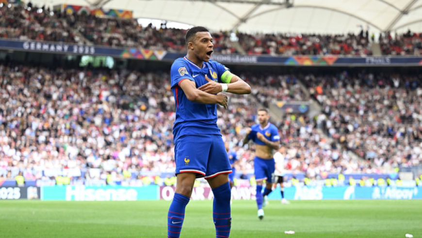 2-0！姆巴佩独造2球，法国知耻后勇，1.4亿天才隐身，德国2连败