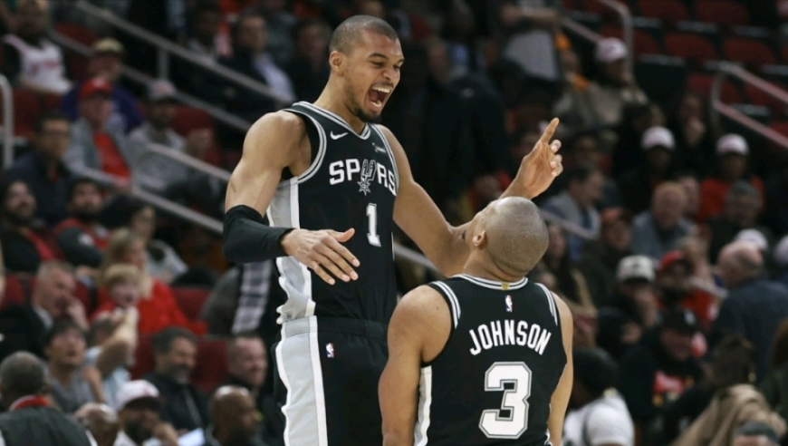 马刺拔塞取9连胜全场集锦 文班21+17+6帽 瓦塞尔7记三分