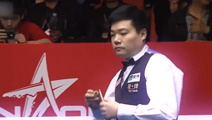 体坛记忆｜ 丁俊晖命悬一线力挽狂澜，极限叫位引爆全场，控球机器名副其实