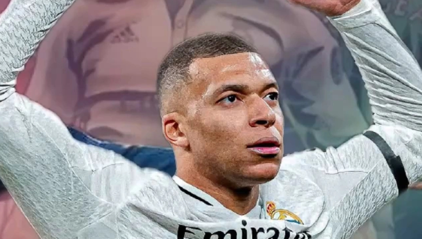 登贝莱获奖背后，姆巴佩欠缺格局惹争议，C罗再被揶揄