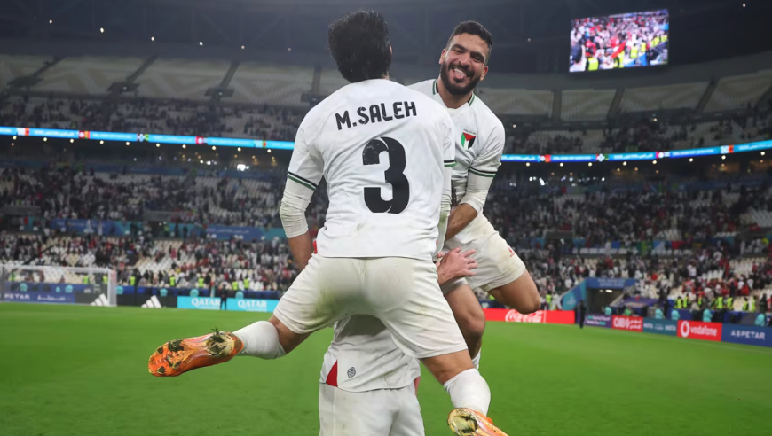 2-2！巴勒斯坦队连场爆冷，2场拿4分升至小组第一，下轮打平就出线