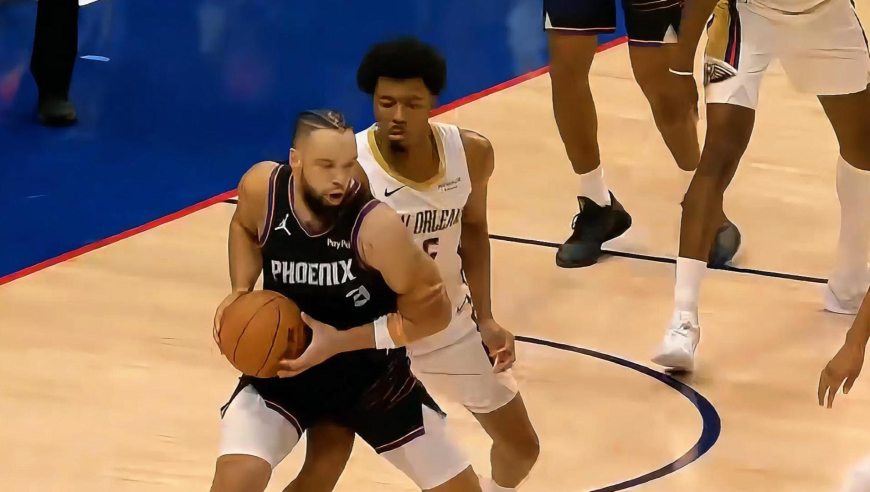 继续冲突！太阳狄龙单打鹈鹕墨菲造成犯规 墨菲继狄龙后也吃技犯