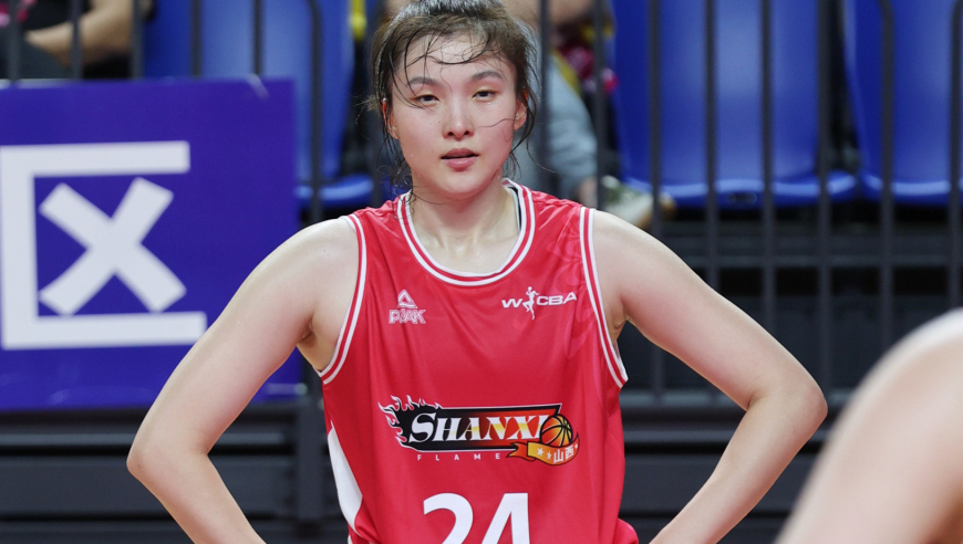 篮板第1+得分第2！中国女篮又一27岁美女王牌崛起：李梦替身又美又能打