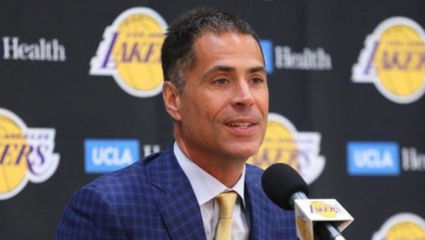 正式官宣！湖人最后一笔签约来了，15人大名单出炉