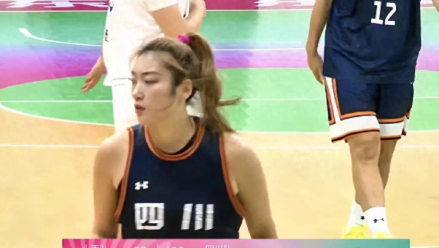 李梦18分钟10投10中！四川女篮140分狂屠山西，成年组最大输球诞生!