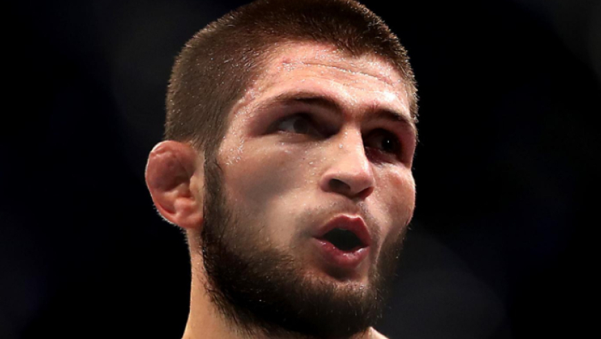 UFC冠军小鹰怒斥电子游戏，直言毫无前途，家人若沉迷就把电脑砸了