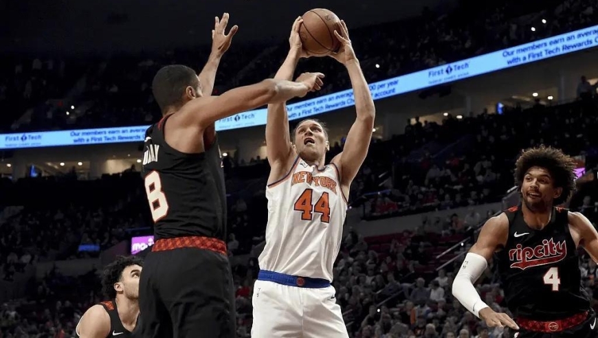 突然宣布退役！一年前，他场均还能拿20分！NBA的竞争太残酷