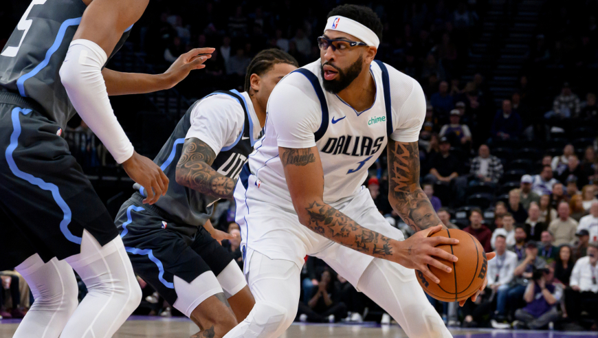 独行侠爵士生死时刻：浓眉伤退成转折 弗拉格致命失误爵士大逆转