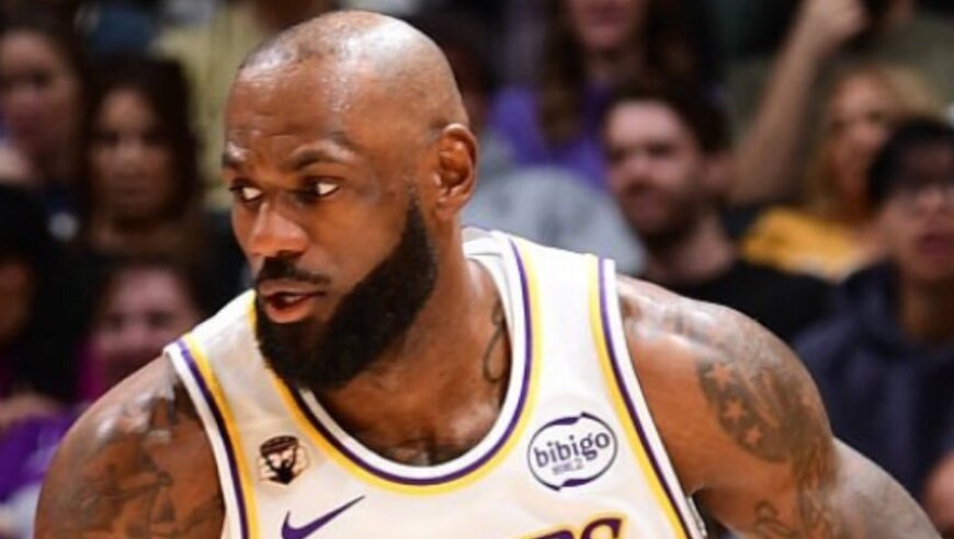 詹姆斯24+7+4正负值+18入选全明星首发