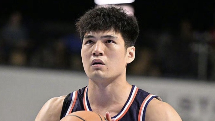 142-95！当同时面对哈登+保罗+伦纳德时，你才会知道CBA的实力！