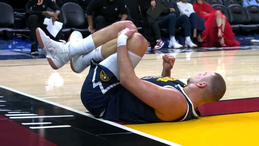 约基奇预计明天接受全面检查！医学专家解析：最坏情况前交叉韧带撕裂