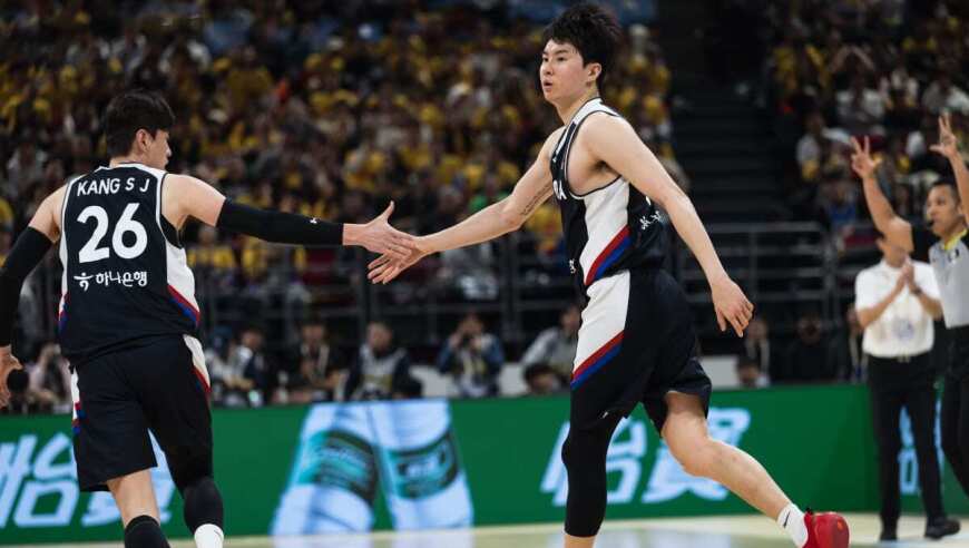 这次直接打爆了中国队！现在还有人说这位韩国球星不如崔永熙吗？