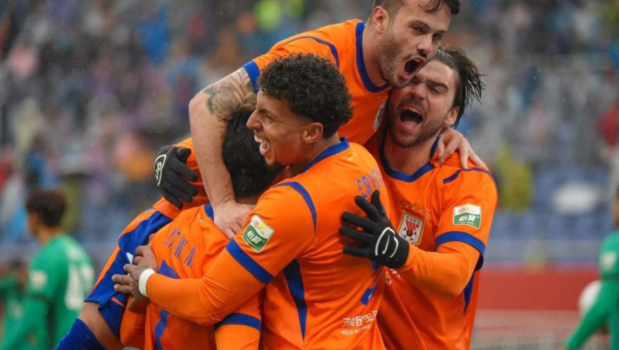 第88分钟绝杀！泰山让4.5万人沸腾，主场11年不输国安+率先清零负分