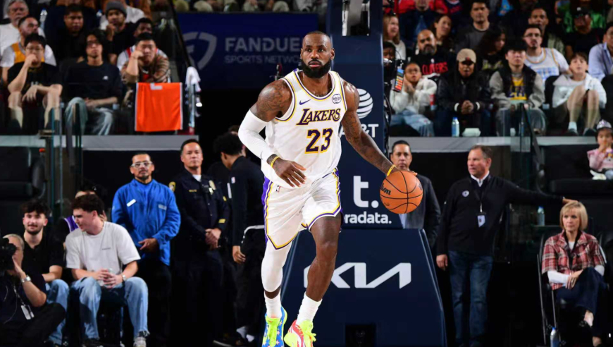 Top时刻 | 21日十佳球：詹皇背扣夏普隔扣威少 贝恩反绝杀