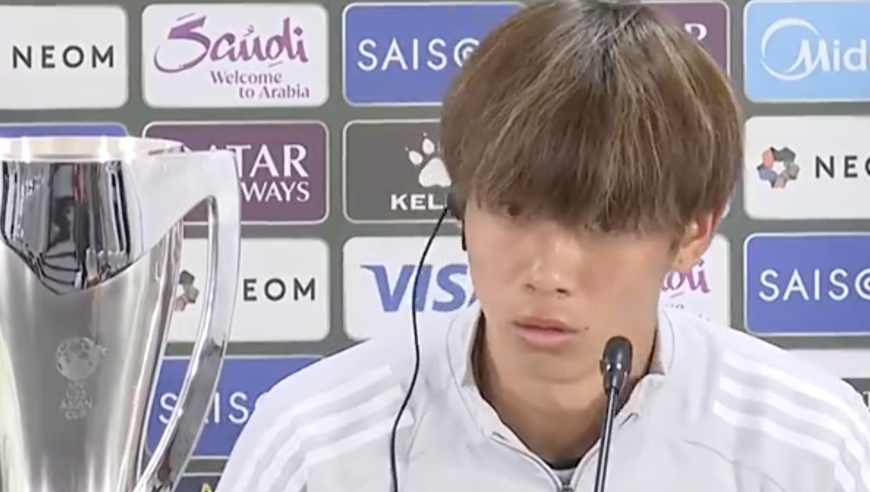 日本球员被问怎么评价中国队后懵了21秒 教练低声提醒：要保持尊重