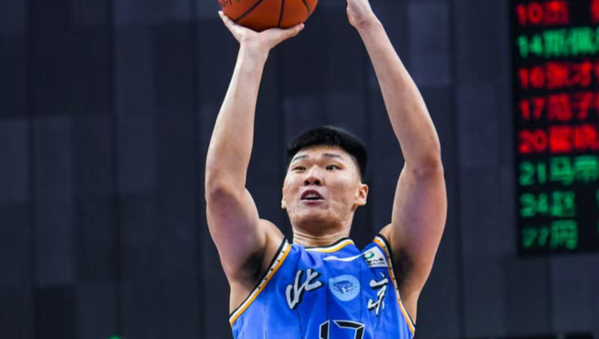 拿600万，被DNP三节！垃圾时间怒刷4分，球迷：赢27分你正负值-5