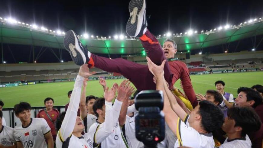 冠军在望？战斗到底！U23国足：决赛拼一把PK日本队！