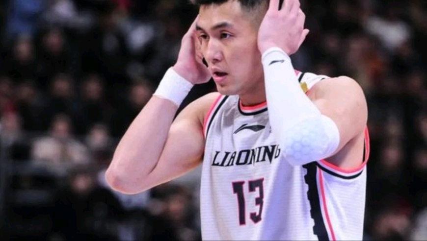 CBA红黑榜：郭艾伦单节12分率队爆冷，辽篮末节4分崩盘跌出季后赛区！