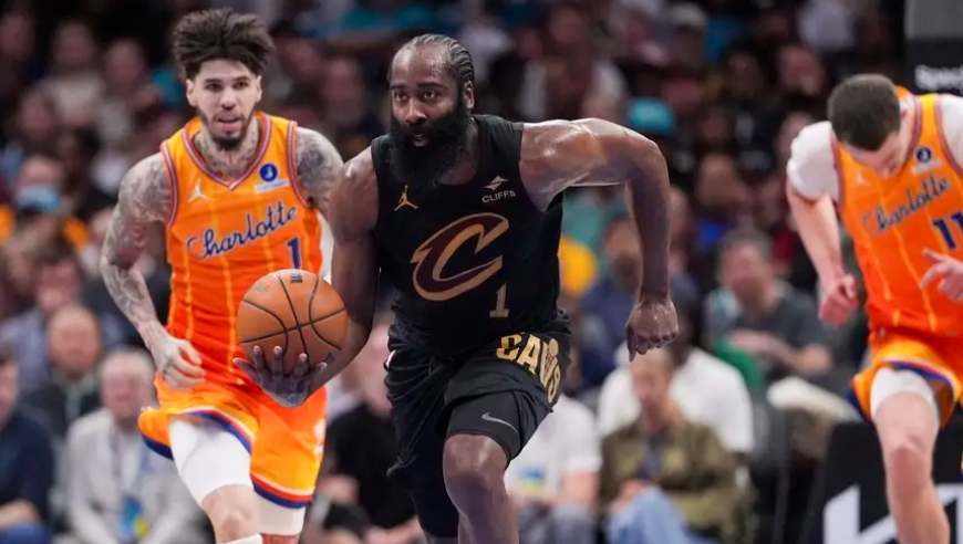 NBA最新排名出炉！一队狂胜54分反超火箭，湖人保住第5，骑士升第3