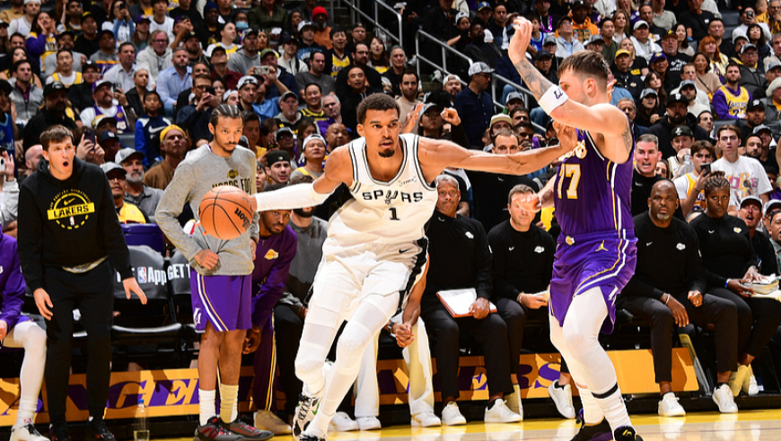 【集锦】马刺116-118湖人 文班亚马19+8犯满离场东契奇独揽35+9+13