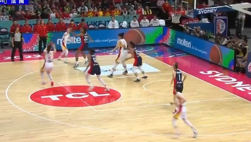 体坛记忆｜中国女篮终迎复仇战！上来就陷入被动