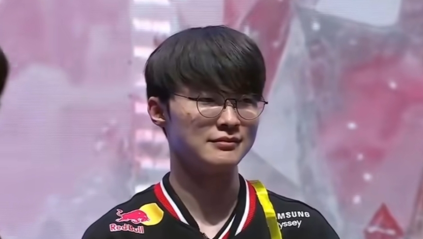 Faker戏剧性夺冠，LPL韩援遭到打脸！本以为能赢T1，结果原形毕露