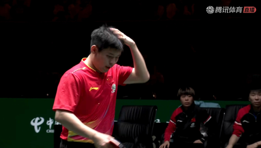 强大对手！林诗栋被张本智和开局狂轰8-1 对手嚣张握拳怒吼