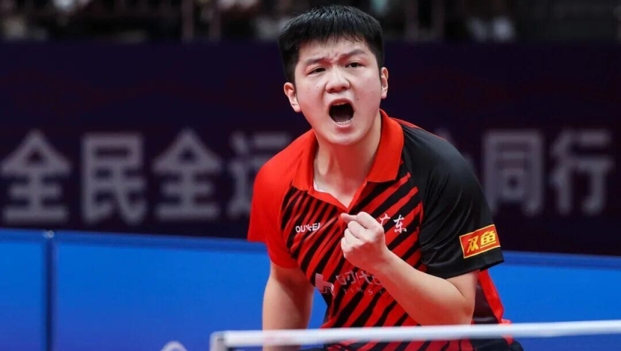全运乒乓男单两次夺金有多难？历史仅三人达成，小胖成功比肩传奇！