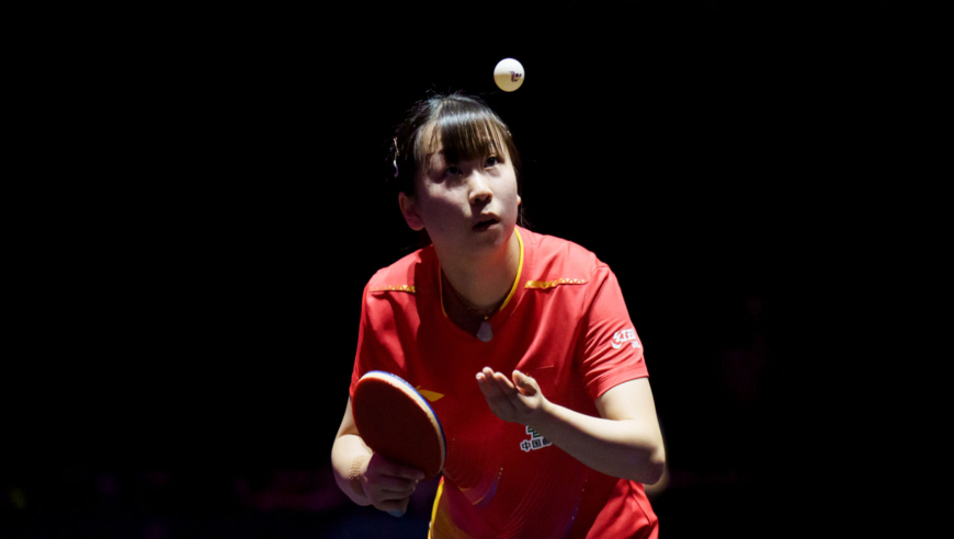 1-6落后！结果纵歌曼彻底杀疯了，世青赛国乒逆袭日本队夺冠