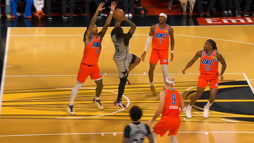 14日NBA官方五佳球：卡斯尔空中转身极限拉杆 多尔特大帽文班亚马