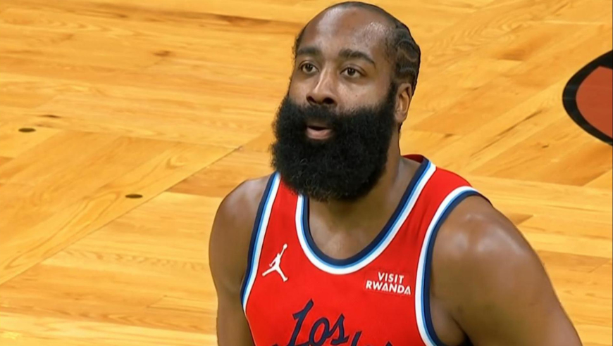 哈登vs凯尔特人37分集锦：晃倒普理查德+决胜时刻轰18分难救快船