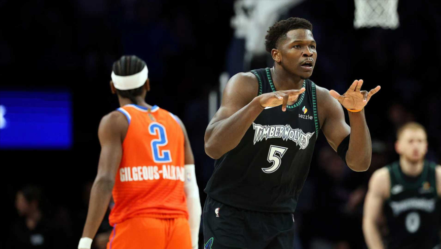 一打雷霆就来劲儿！华子26+5+5集锦 被对手撞伤一度回更衣室