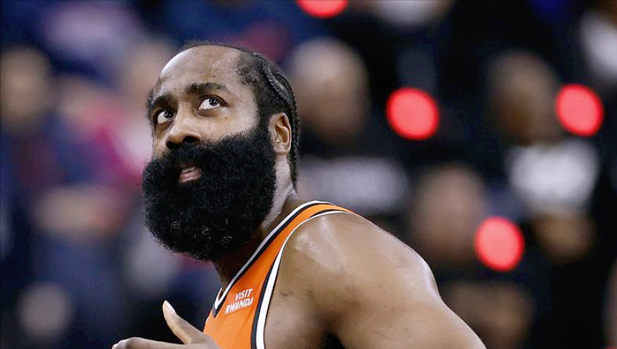 比尔报销，全网心疼哈登！36岁扛着快船，连续16年季后赛纪录悬了