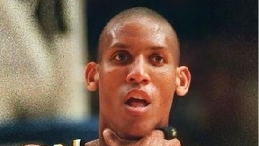 雷吉米勒绝杀乔丹 其实两人的恩怨由来已久｜体坛记忆