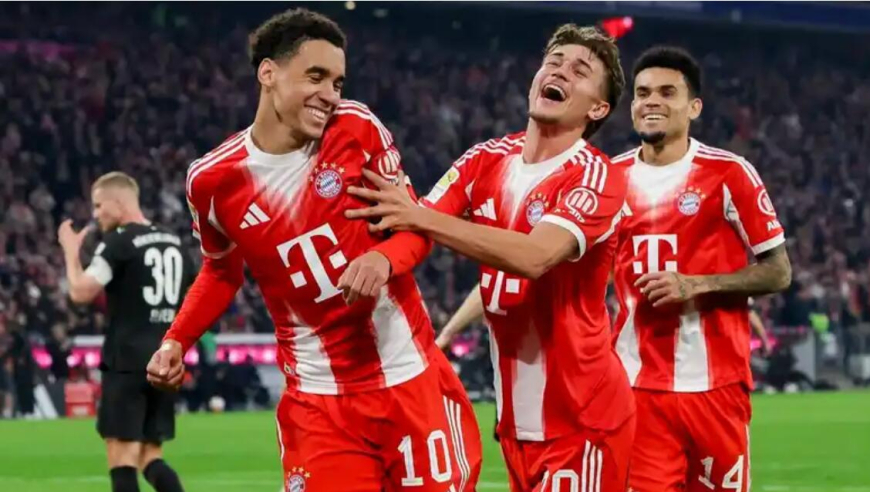 德甲-5连胜！拜仁4-1门兴先赛14分领跑，杰克逊造红点+破门，穆西亚拉点射