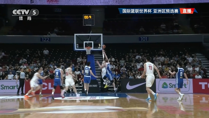 极限操作！朱俊龙空位三分稳稳命中 廖三宁5秒钟极限上篮球进灯亮