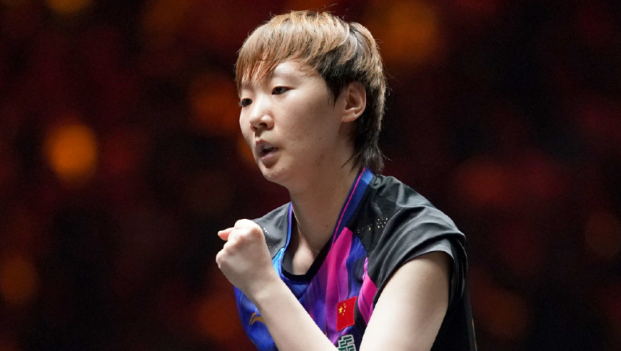 WTT新加坡大满贯：捷报！王曼昱11连胜张本美和，率先晋级单打4强