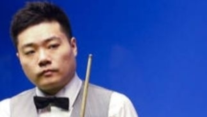 斯诺克世锦赛丁俊晖30年控球功底+12秒极限出杆霸气一杆清台开门红，小司机慌不慌！｜体坛记忆