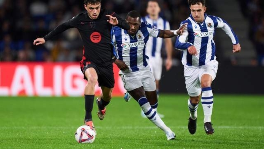 凌晨4点巴萨出战：冲击西甲10连胜+双杀！亚马尔vs久保健英