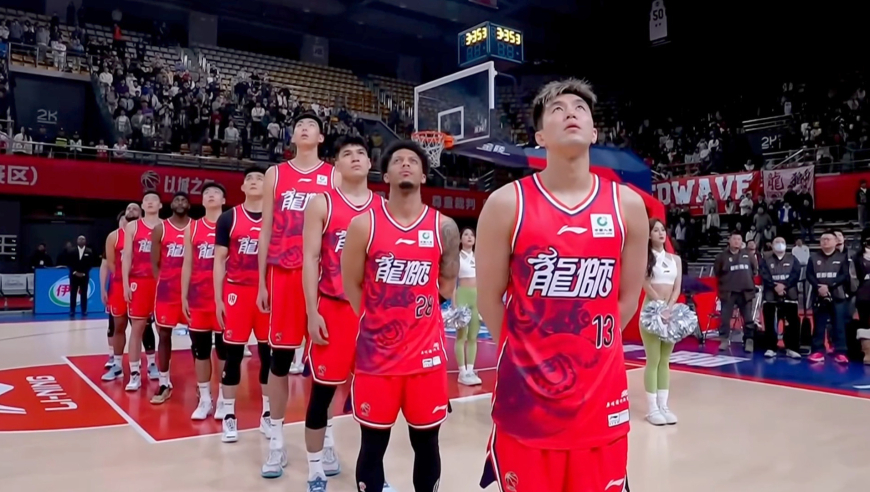 郭艾伦复出首秀16分集锦 末节+加时大爆发率队取胜