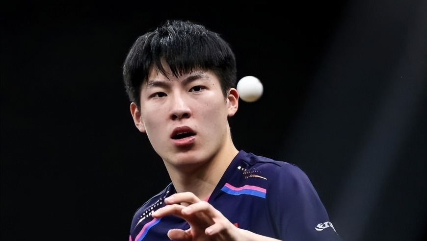 3-2！国乒锁定新年首冠：18岁小将爆冷世界第三，与队友会师决赛