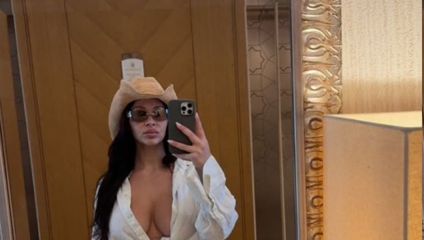 新赛季快开始 保罗乔治与妻子又去度假！娇妻晒自拍照大秀好身材