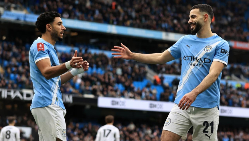 曼城好球被误吹！凌空斩打死角回放看不越位，但足总杯没VAR