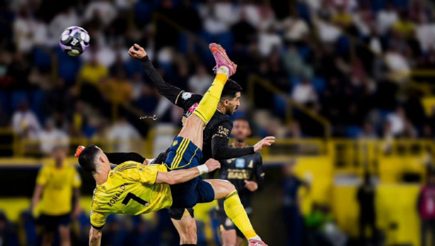 4-1！利雅得胜利开局9战全胜+4分优势领跑，40岁C罗压哨惊天倒钩